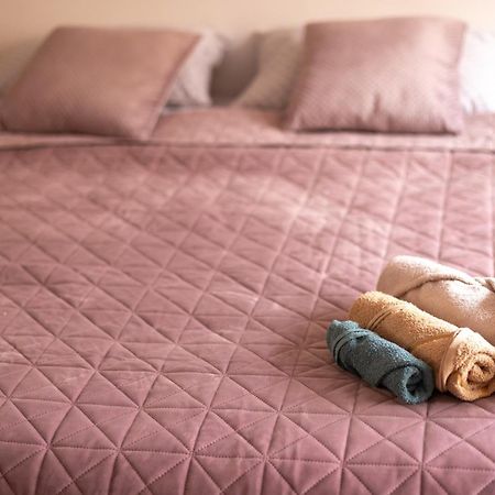 Shared Retro Vintage Luxury Apartment Βουκουρέστι Εξωτερικό φωτογραφία