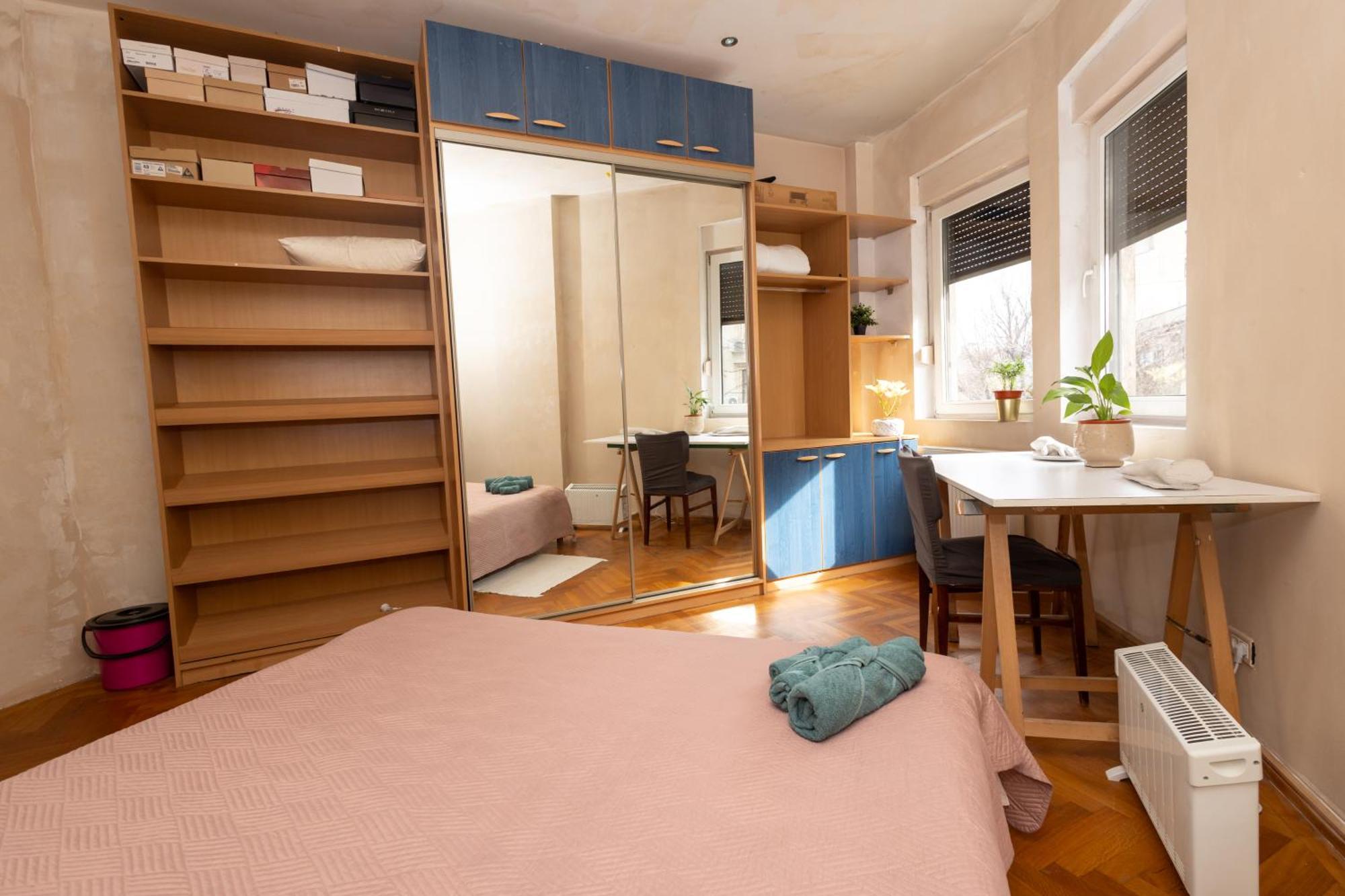 Shared Retro Vintage Luxury Apartment Βουκουρέστι Εξωτερικό φωτογραφία