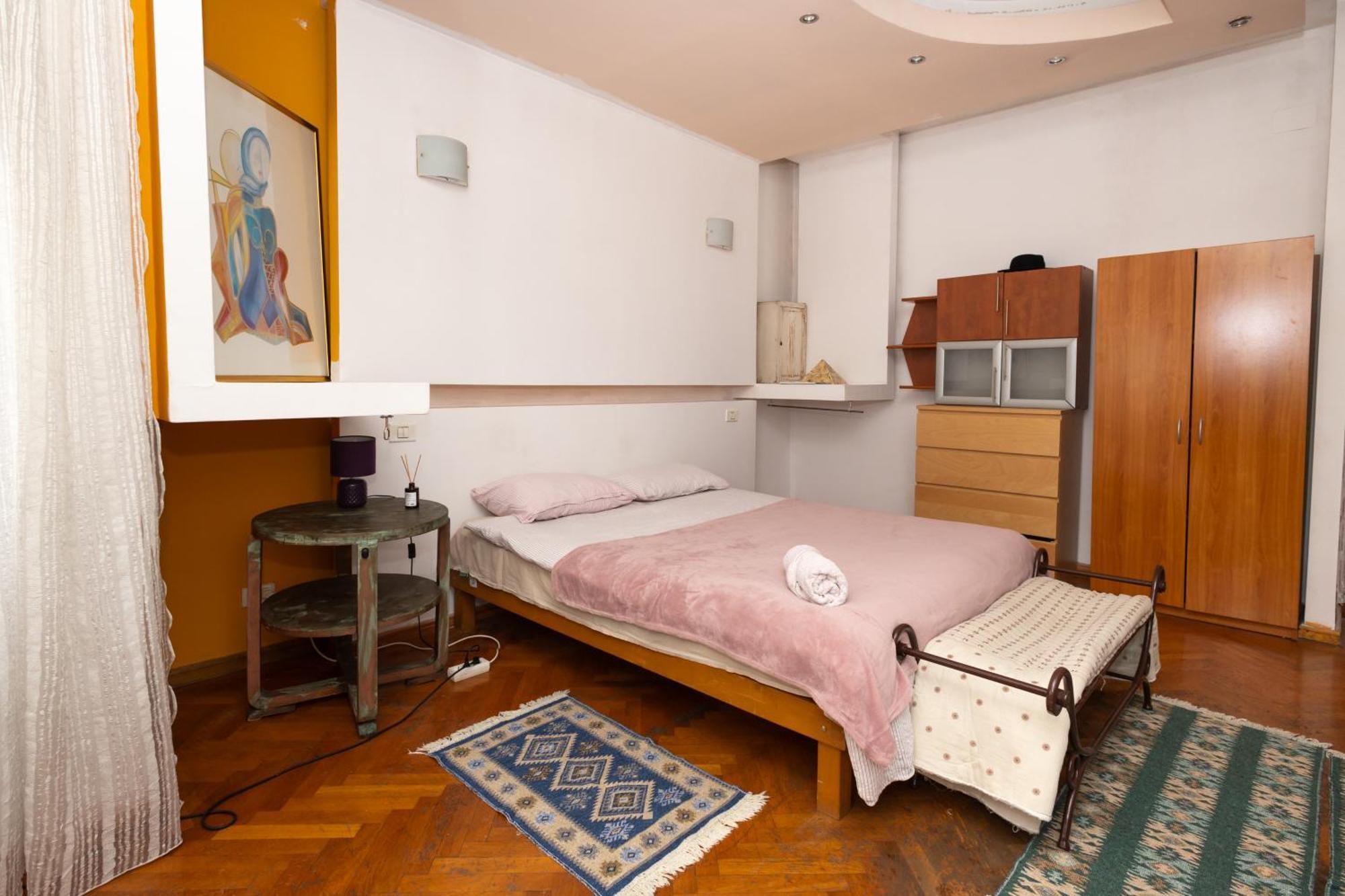 Shared Retro Vintage Luxury Apartment Βουκουρέστι Εξωτερικό φωτογραφία